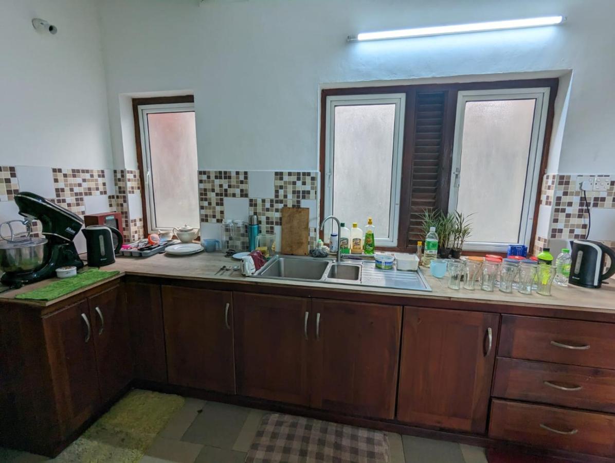 Shiranthi Guest House Rajagiriya Dış mekan fotoğraf
